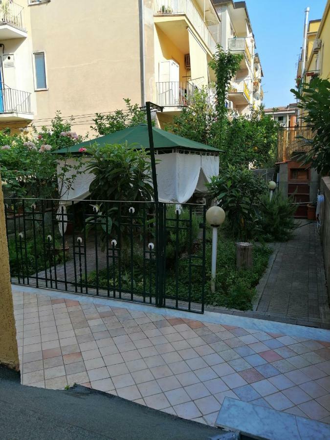 Casa Anna Villa Cava deʼ Tirreni Kültér fotó